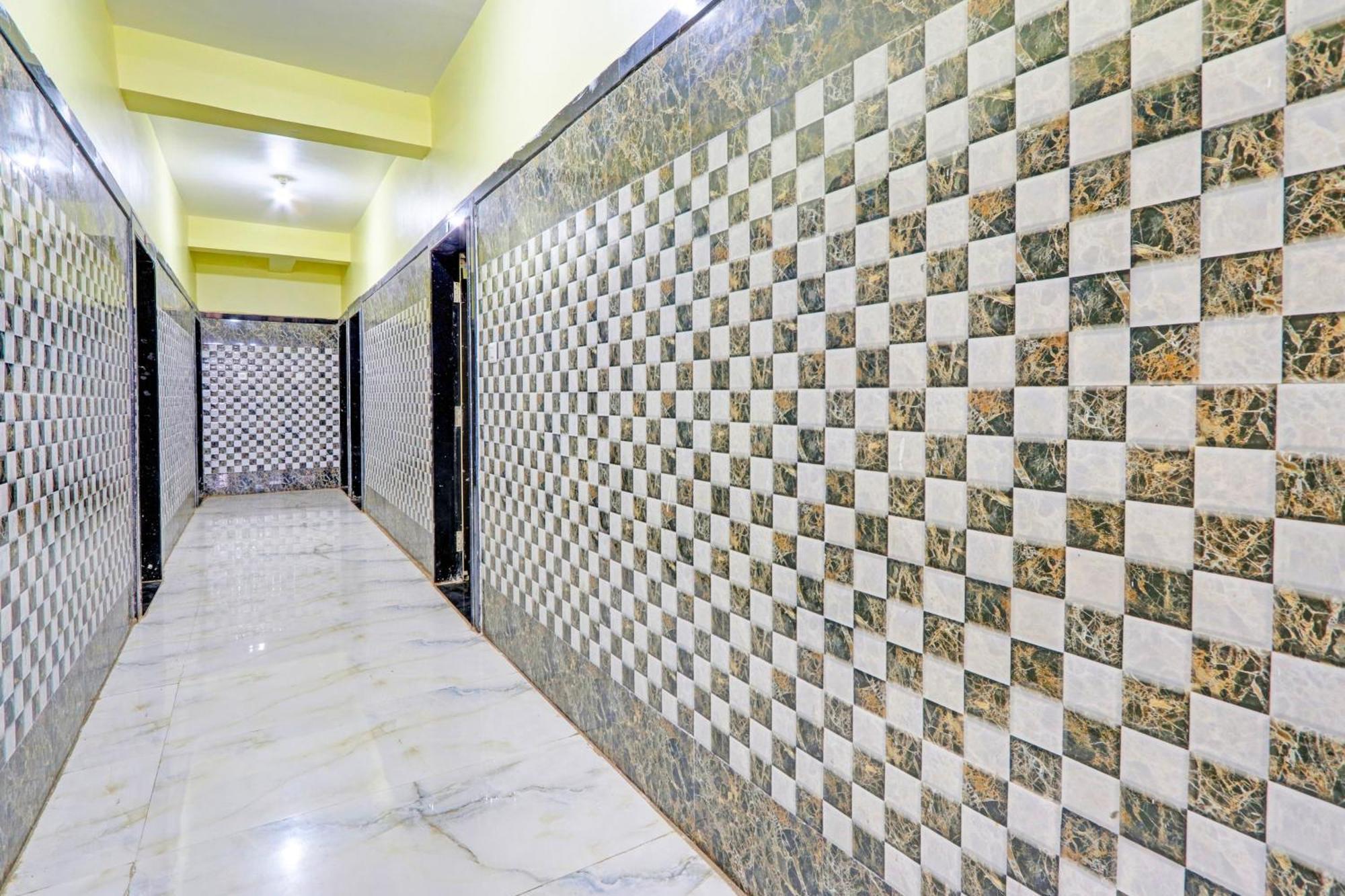 Hotel O Pankaj Hotel & Lodge Gangapur  Экстерьер фото